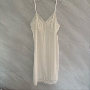 Cabernet 22” 38/44 Ivory  w/Lace Babydoll Adjustable Straps Slip Dress